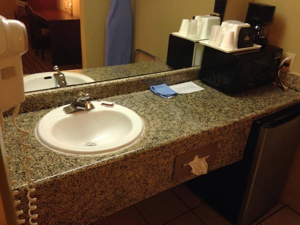 Americas Best Value Inn Arkadelphia Exteriör bild