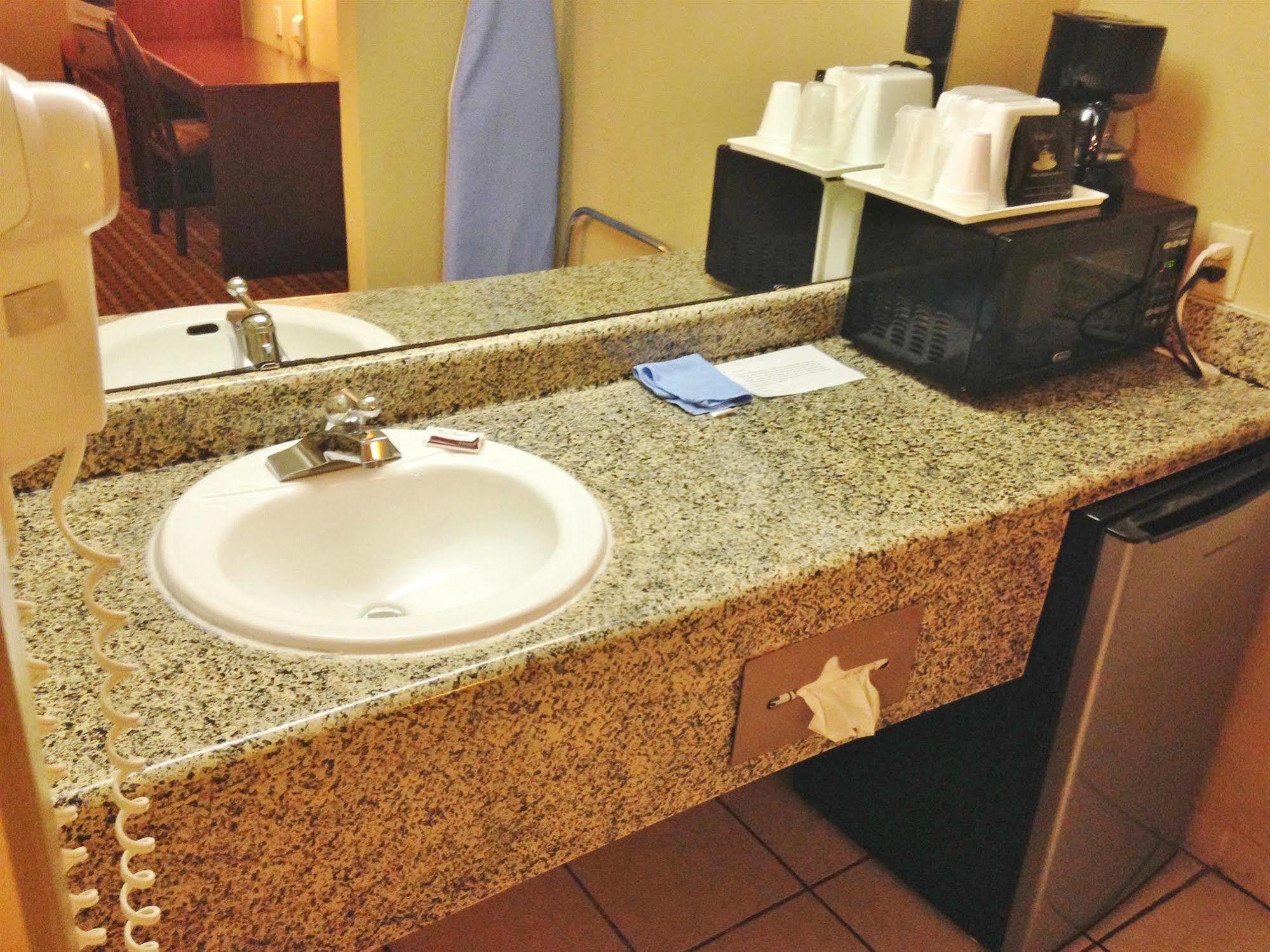 Americas Best Value Inn Arkadelphia Exteriör bild